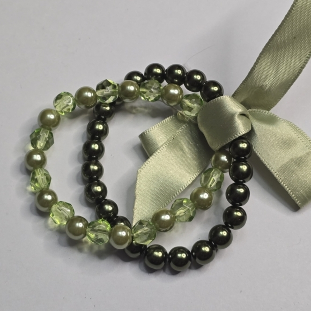 Treska Green Faux Pearl and Faceted Crystal Stretch‎ Beaded Bracelet Set 2pc